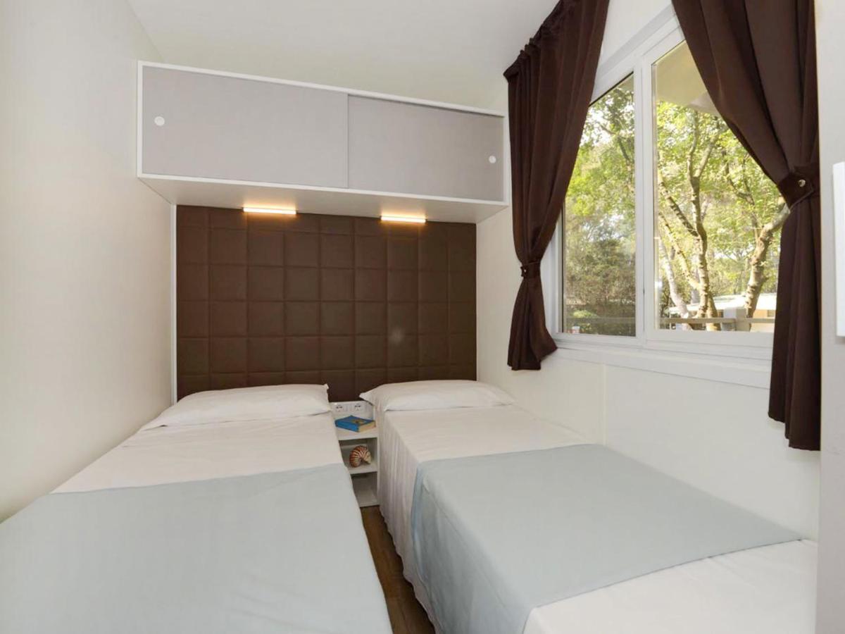 Holiday Home Maxi Caravan Capri By Interhome Baia Domizia Exteriér fotografie